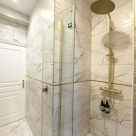 Appartamento Modern Haussmann-style Parisian -6p *